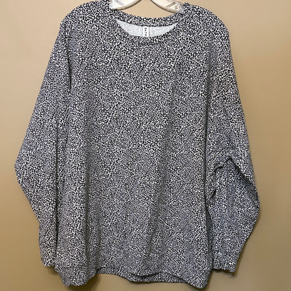 Athleta loose fit sweatshirt, XL.